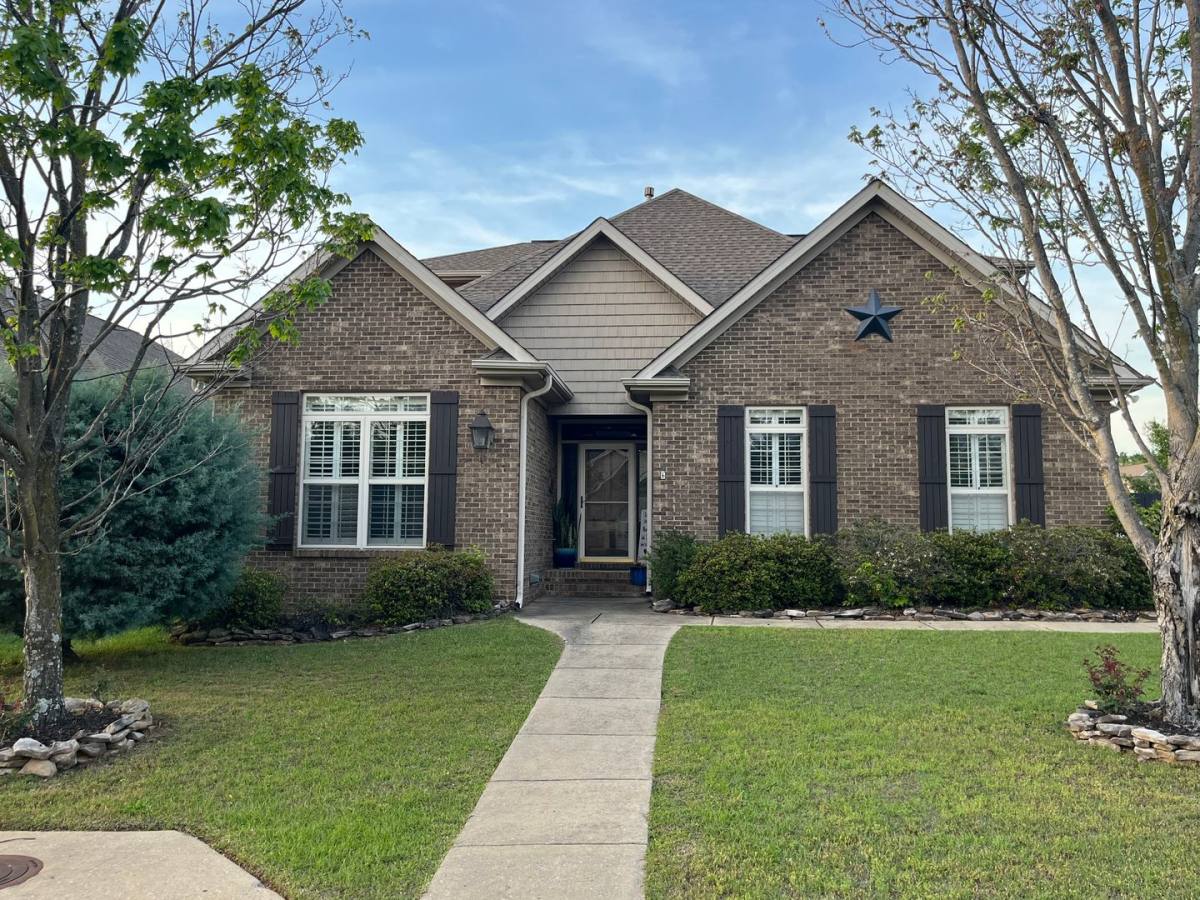 House for rent at 808 Old White Lane, Northport, AL 35473