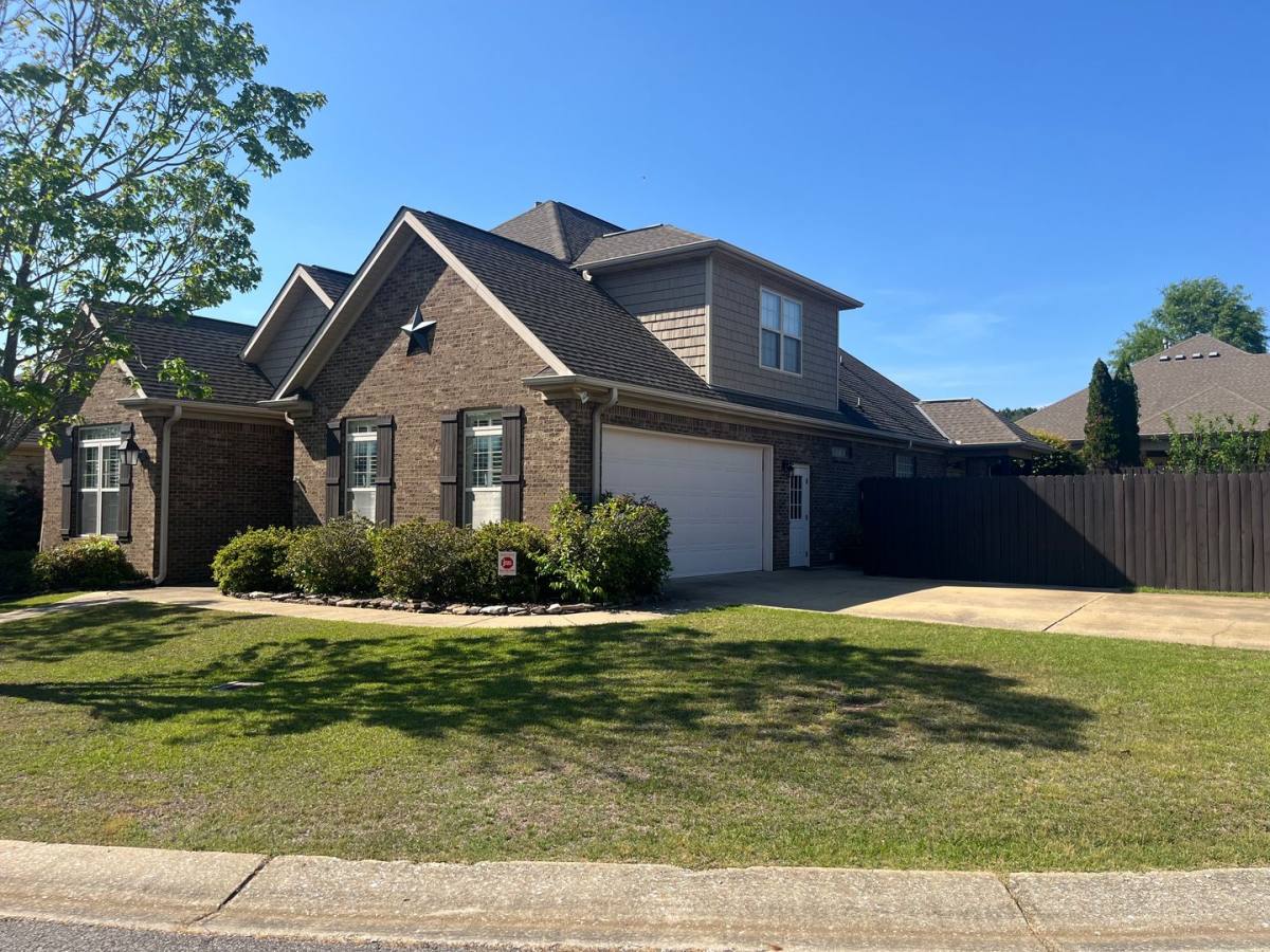 House for rent at 808 Old White Lane, Northport, AL 35473