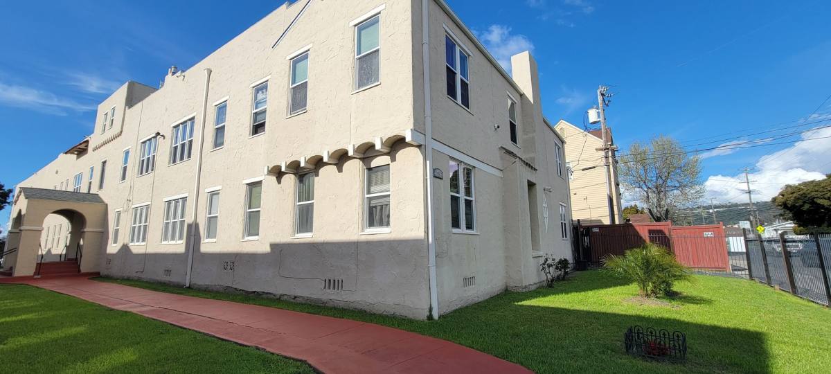 Apartment for rent at 1759 Seminary Ave, Oakland, CA 94621