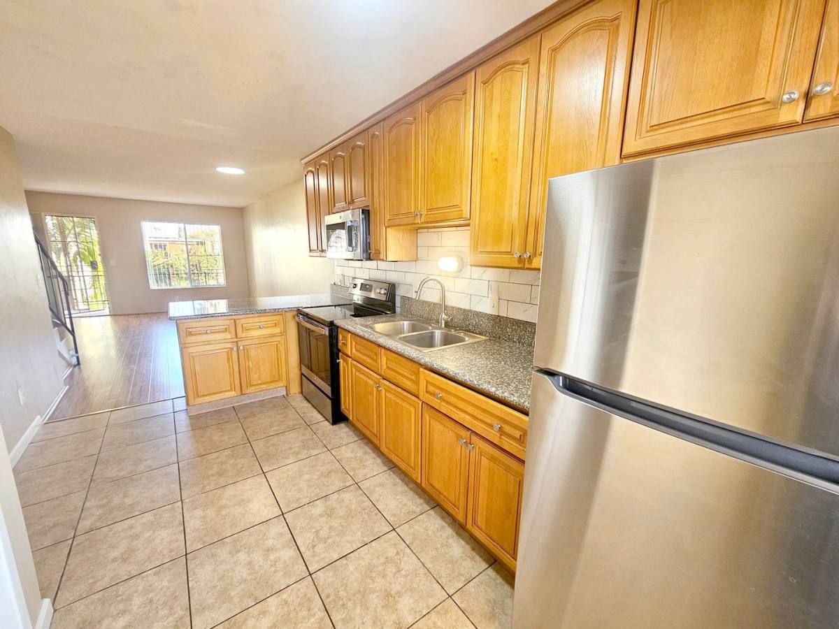 Apartment for rent at 4538 Norwood St, San Diego, CA 92115