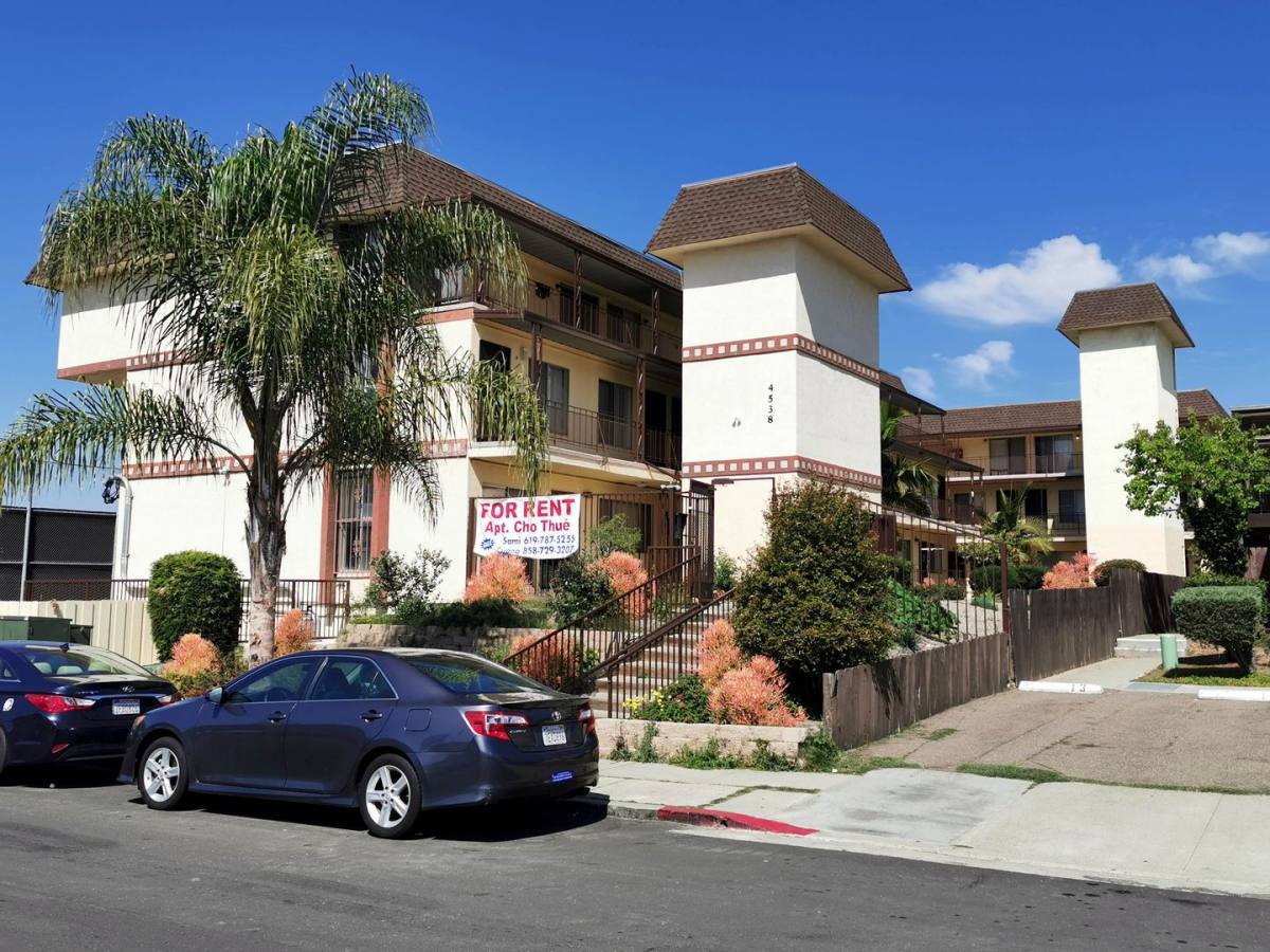 Apartment for rent at 4538 Norwood St, San Diego, CA 92115