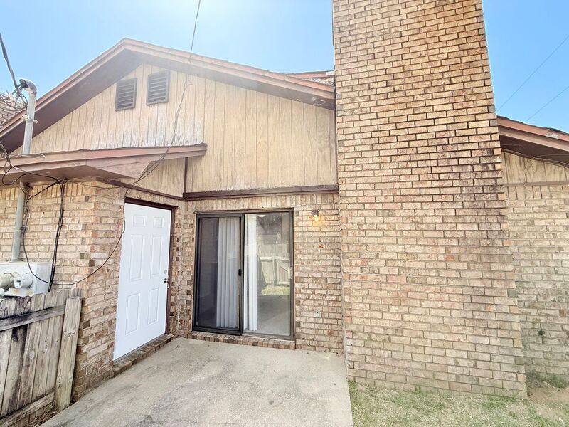 Apartment for rent at 3864 Oakus Dr #5B, Milton, FL 32583