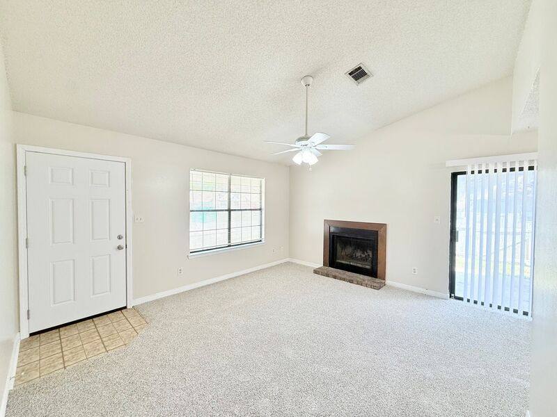 Apartment for rent at 3864 Oakus Dr #5B, Milton, FL 32583