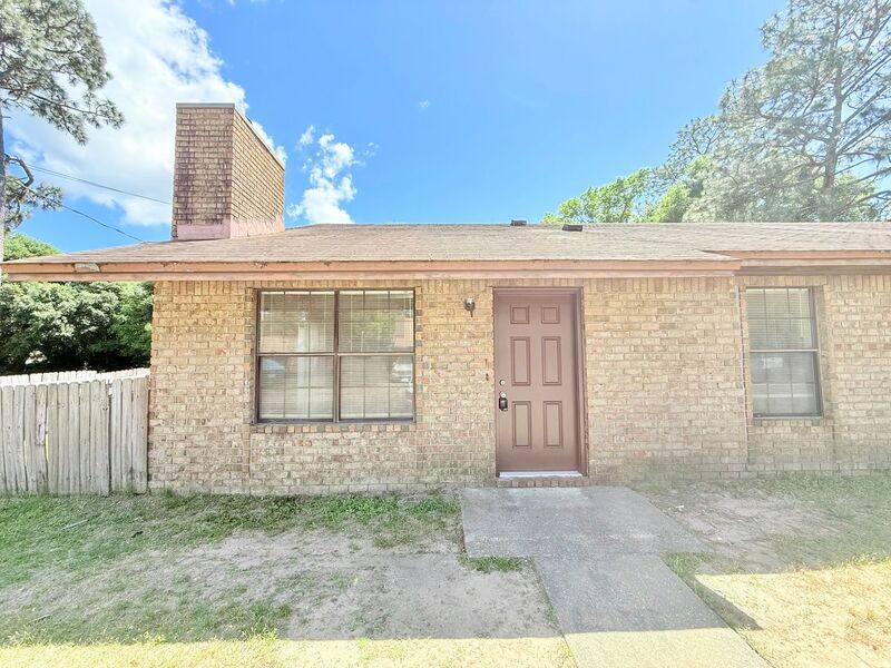 Apartment for rent at 3864 Oakus Dr #5B, Milton, FL 32583