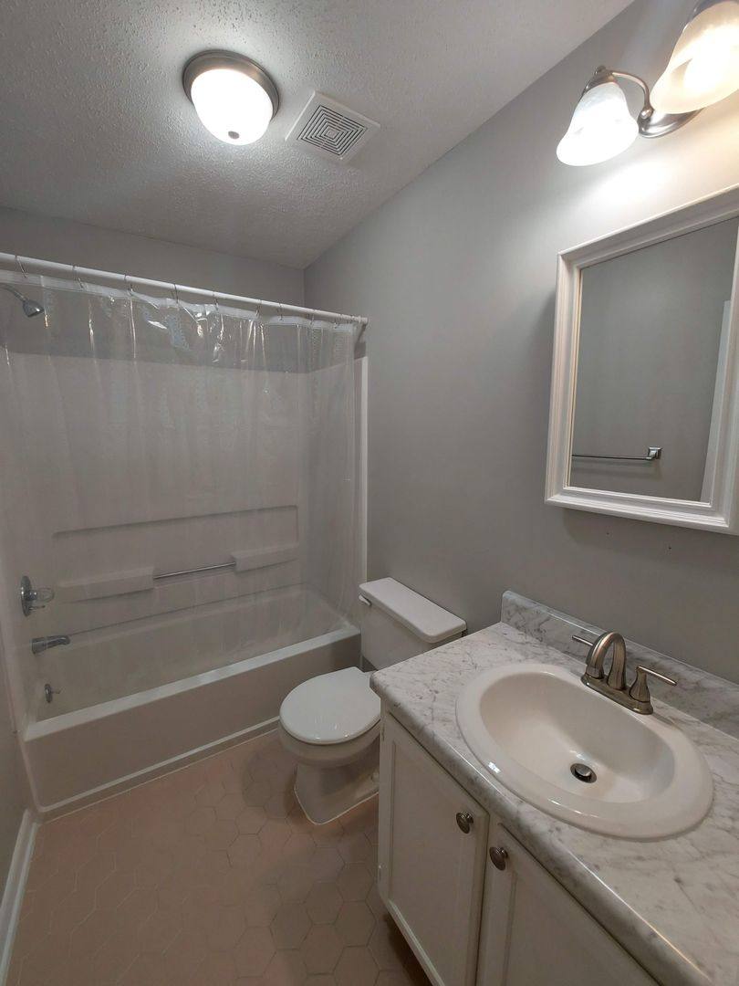 House for rent at 6701 Vaughn Rd, Fayetteville, NC 28304