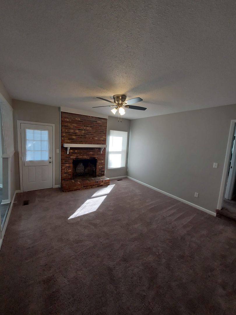 House for rent at 6701 Vaughn Rd, Fayetteville, NC 28304
