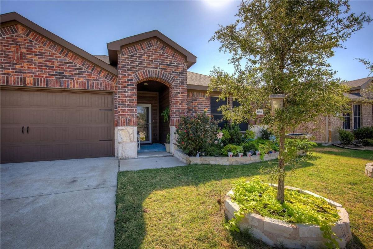 House for rent at 1004 Basswood Lane, Royse City, TX 75189