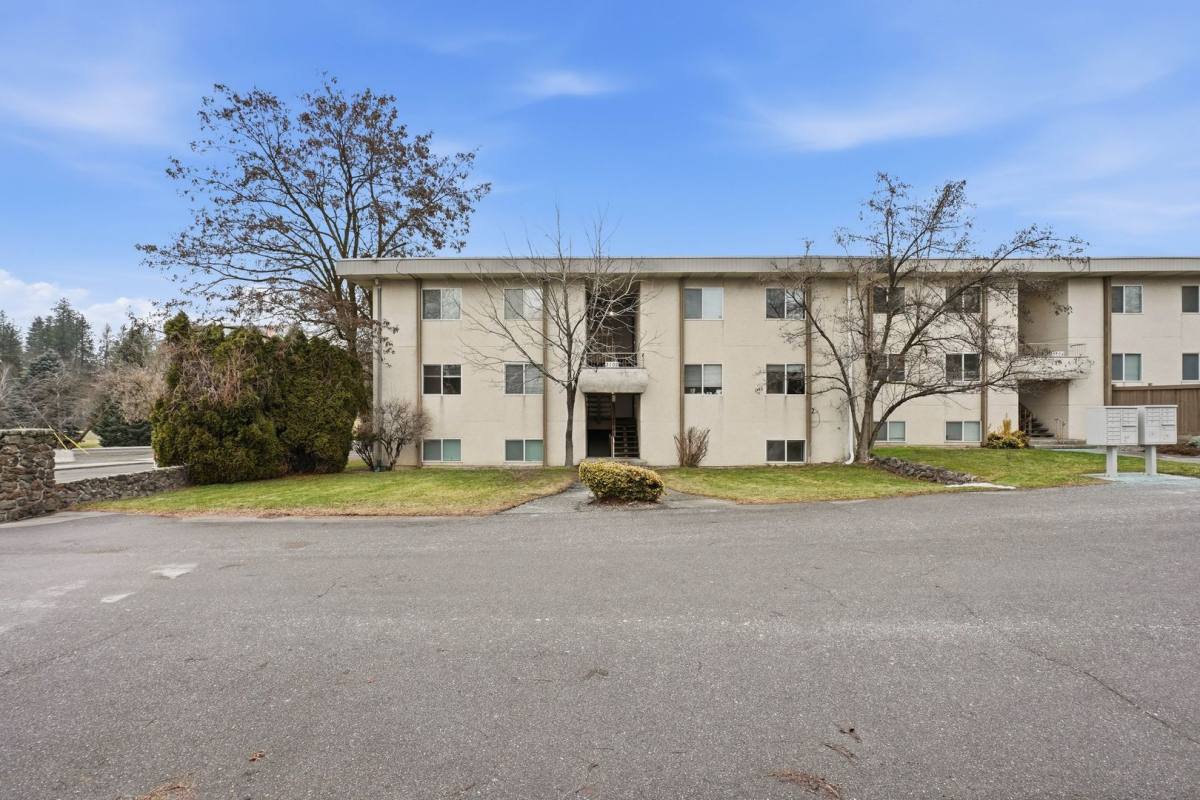Apartment for rent at 3102 E 27th Ave, Spokane, WA 99223