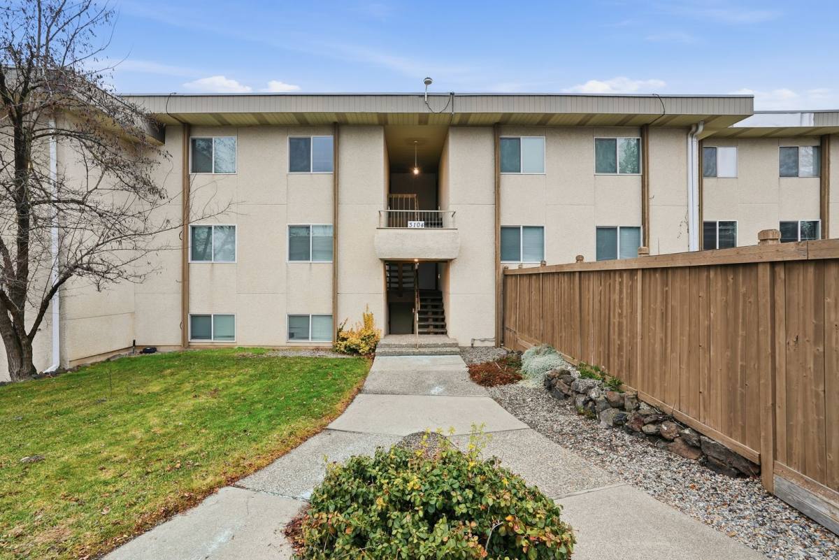 Apartment for rent at 3102 E 27th Ave, Spokane, WA 99223