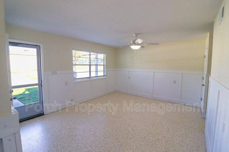 Apartment for rent at 161 E Strong St #D, Pensacola, FL 32502
