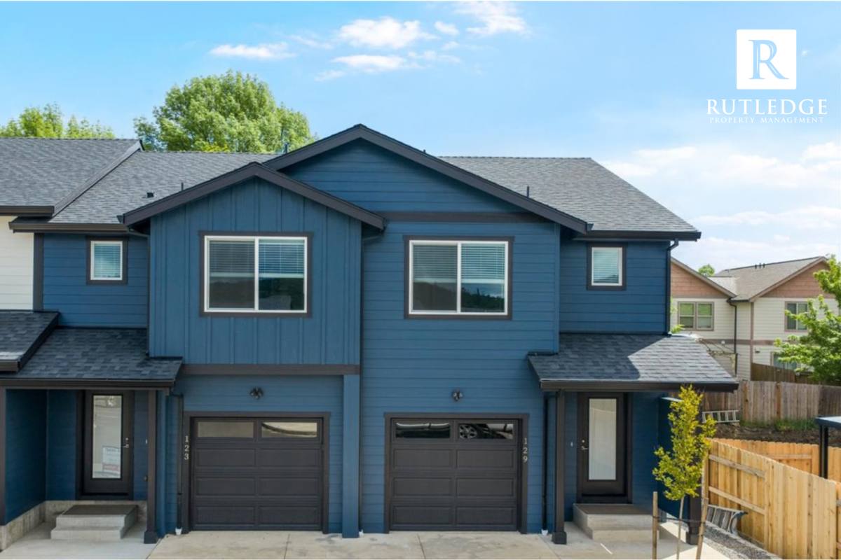 Townhouse for rent at 129 Bailee Way, Eagle Point, OR 97524