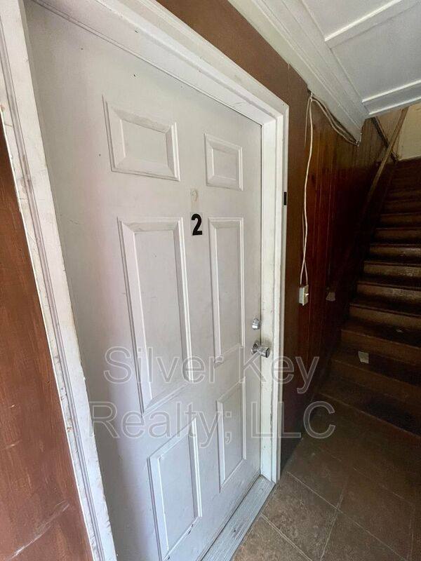 Apartment for rent at 107 Forrest Ave #2, Athens, TN 37303
