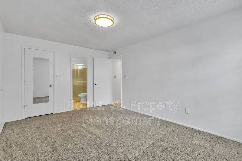 Apartment for rent at 4838 S Semoran Blvd #902, Orlando, FL 32822