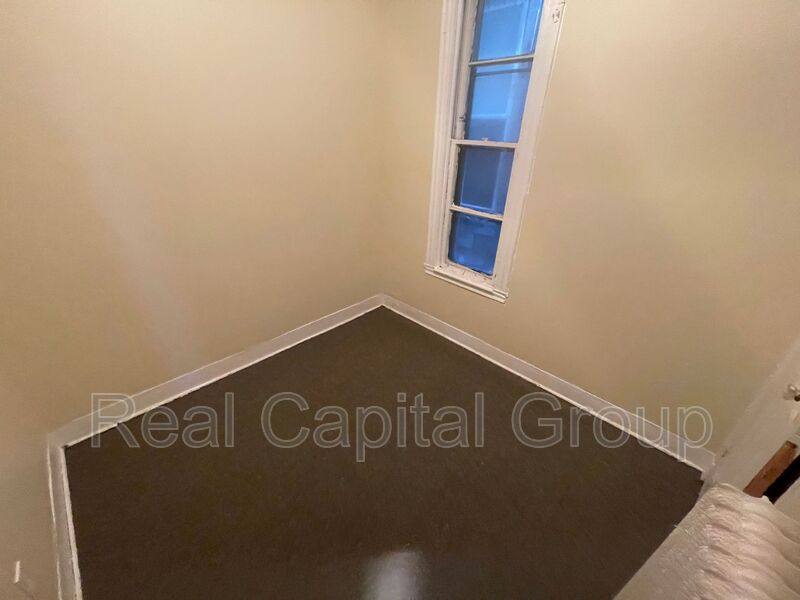 Apartment for rent at 669 Clinton Ave - 1st Floor, Albany, NY 12206