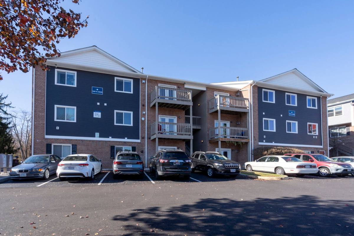 Apartment for rent at 1201, 1203, 1205, 1207 N Main St, Blacksburg, VA 24060