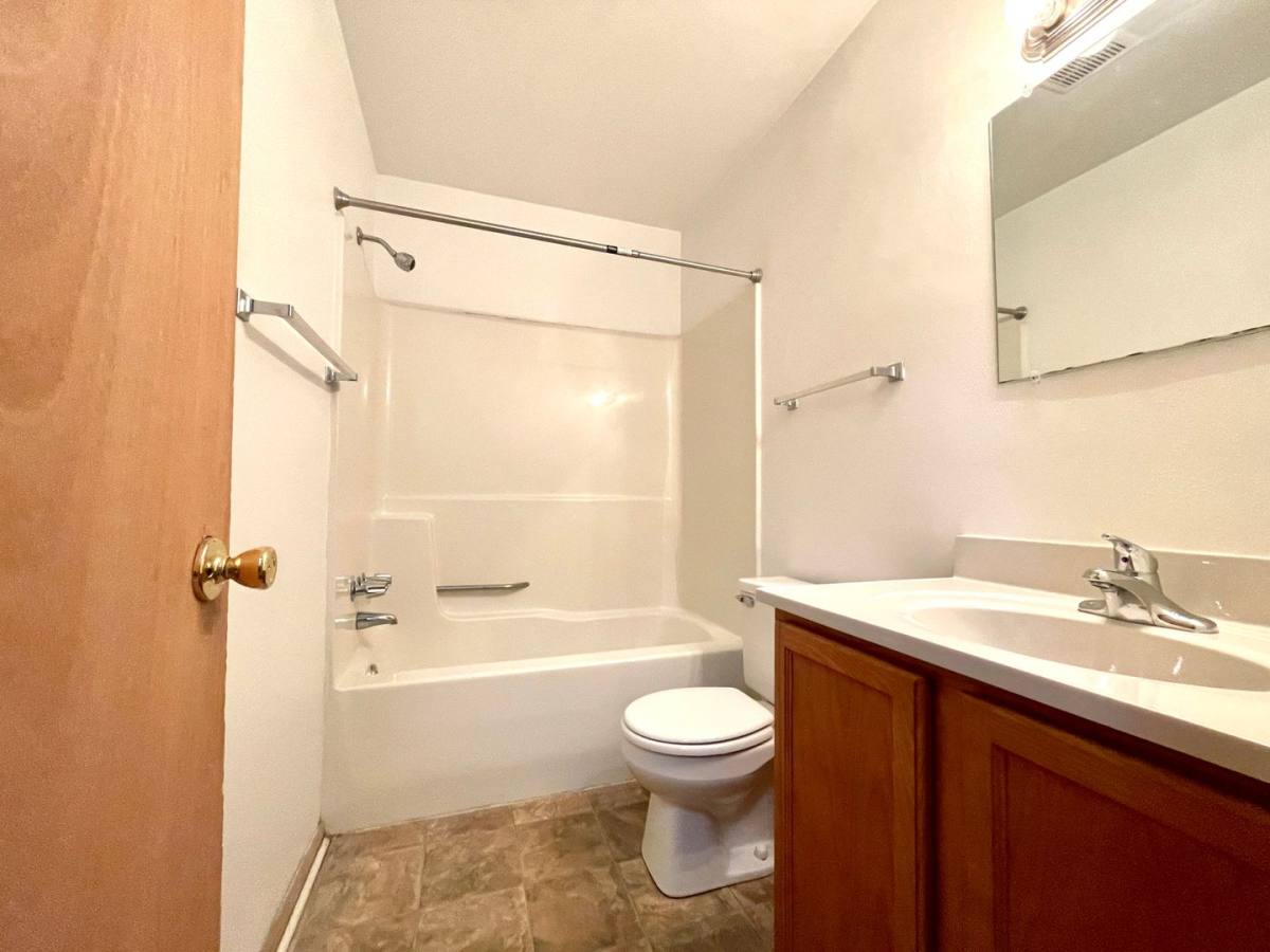 Apartment for rent at 1201, 1203, 1205, 1207 N Main St, Blacksburg, VA 24060