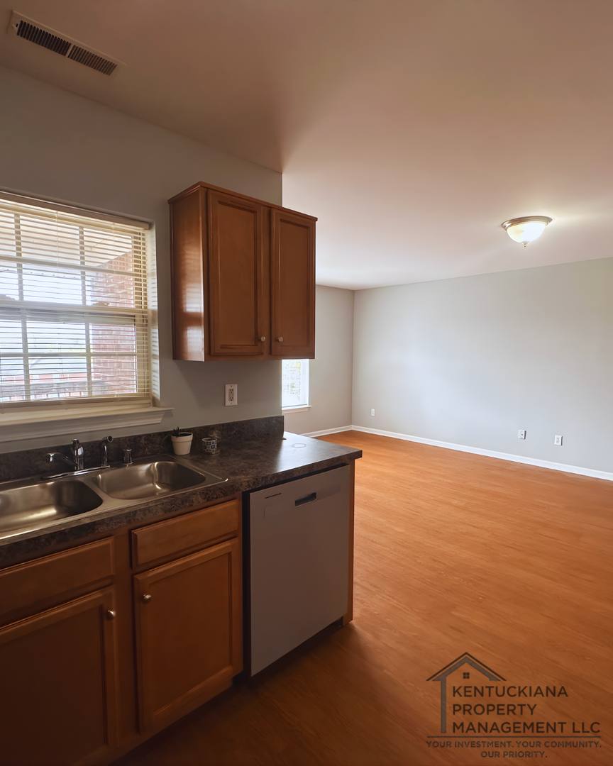 Apartment for rent at 1908 Jericho Rd, La Grange, KY 40031