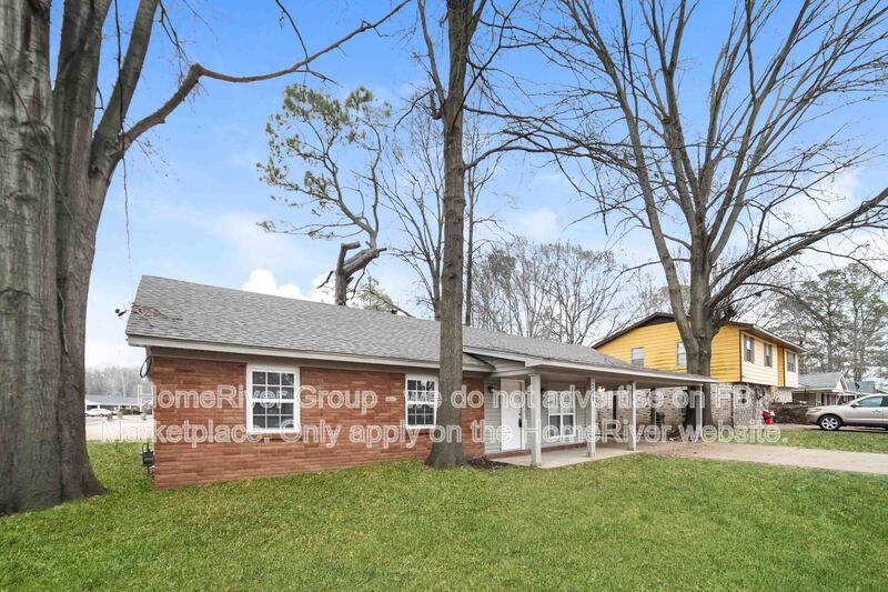 House for rent at 1756 W Holmes Rd, Memphis, TN 38109