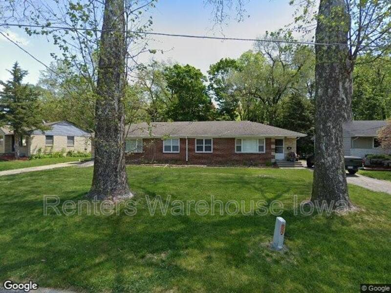 House for rent at 1417 Cummins Parkway, Des Moines, IA 50311