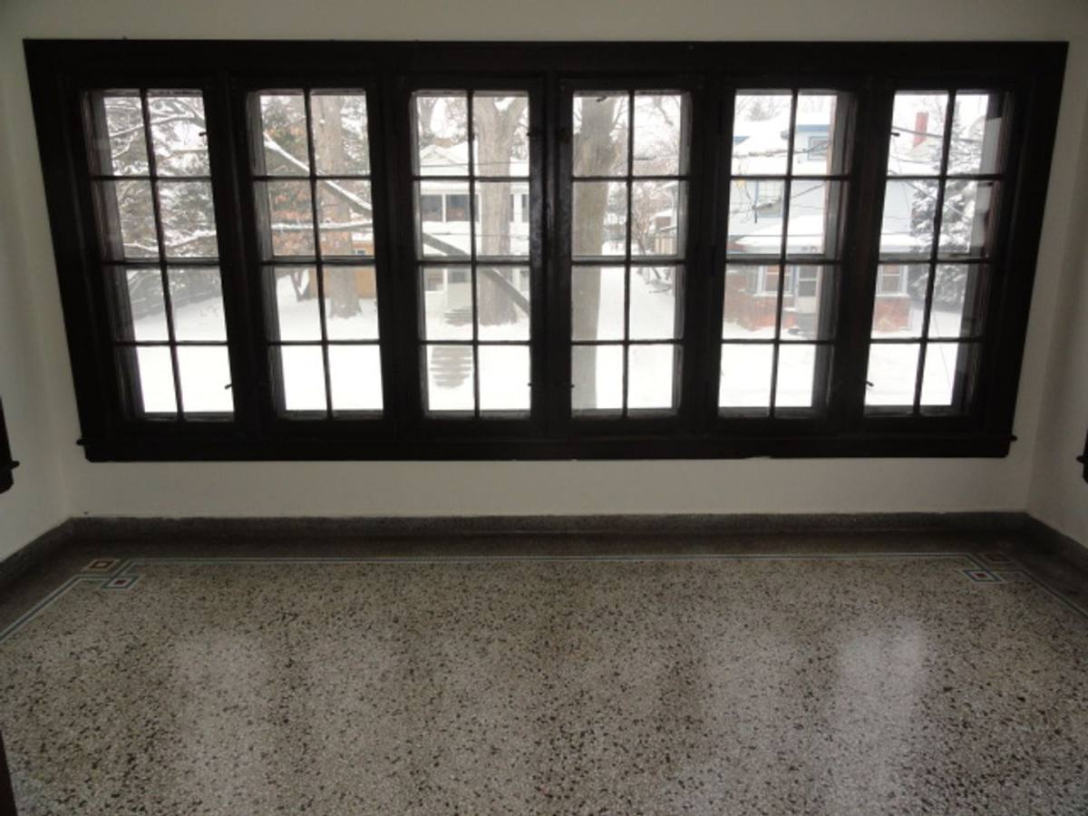 Apartment for rent at 309 311 Second St, Jackson, MI 49201