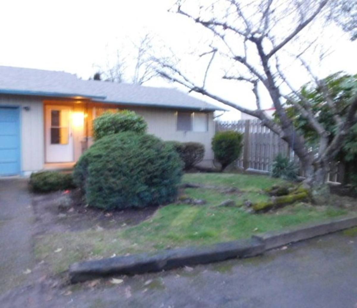 Apartment for rent at 3880 Auburn Rd NE, Salem, OR 97301