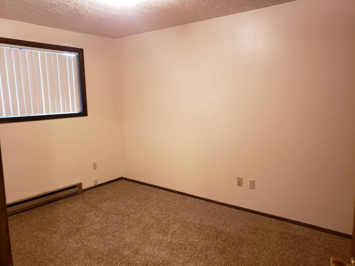 Apartment for rent at 3880 Auburn Rd NE, Salem, OR 97301