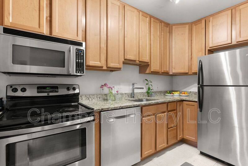 Condo for rent at 1651 Lamont St NW #2E, Washington, DC 20010