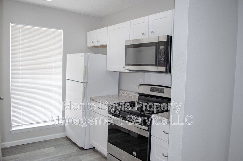 Apartment for rent at 2306 Fuzz Fairway #A, Austin, TX 78728