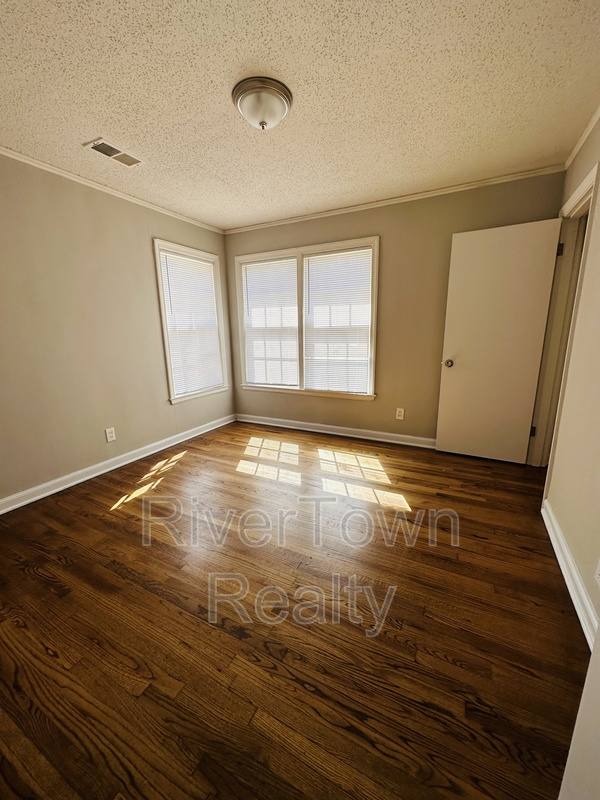 House for rent at 2176 Vollintine Ave, Memphis, TN 38108