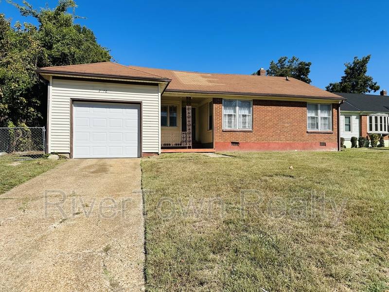 House for rent at 2176 Vollintine Ave, Memphis, TN 38108