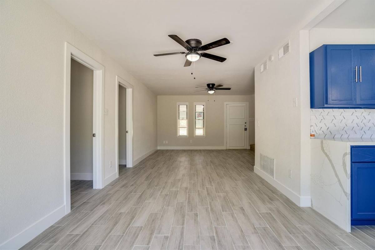 House for rent at 626 Arawe W Circle, Irving, TX 75060