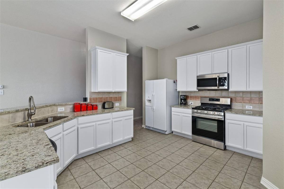 House for rent at 2825 Dawn Spring, Little Elm, TX 75068