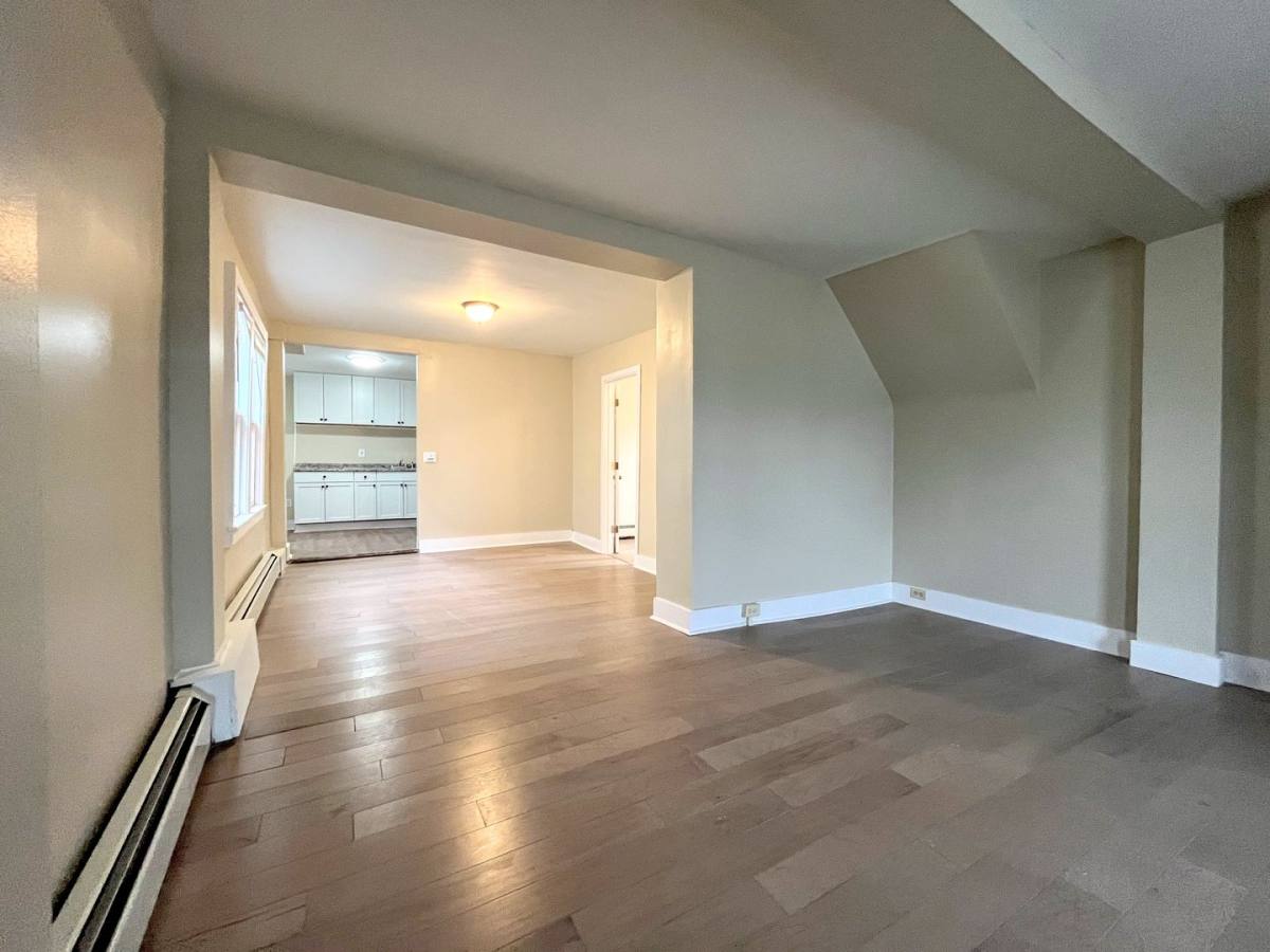 Apartment for rent at 46 Hawley St, Buffalo, NY 14213