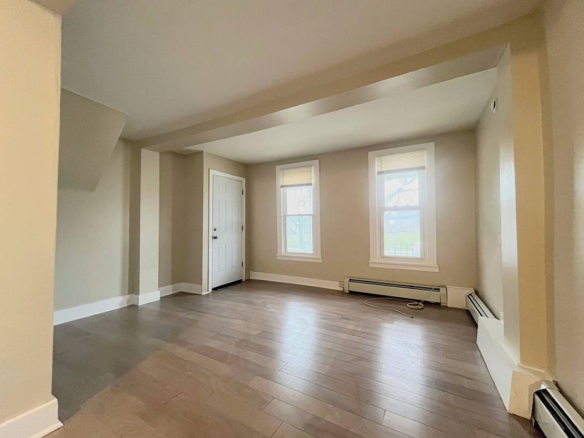 Apartment for rent at 46 Hawley St, Buffalo, NY 14213