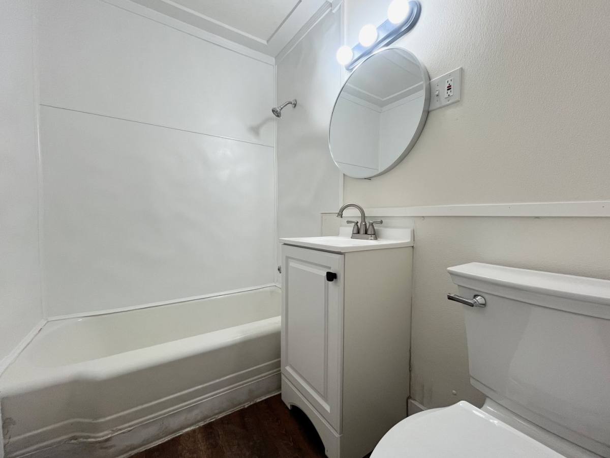 Apartment for rent at 46 Hawley St, Buffalo, NY 14213