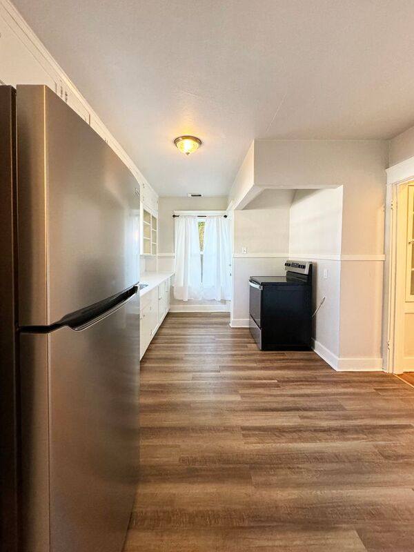 House for rent at 1100 W 4th Ave, Eugene, OR 97402