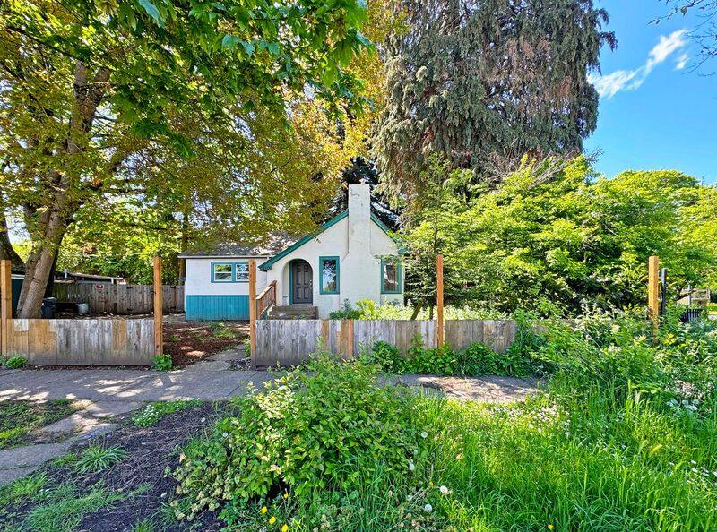 House for rent at 1100 W 4th Ave, Eugene, OR 97402