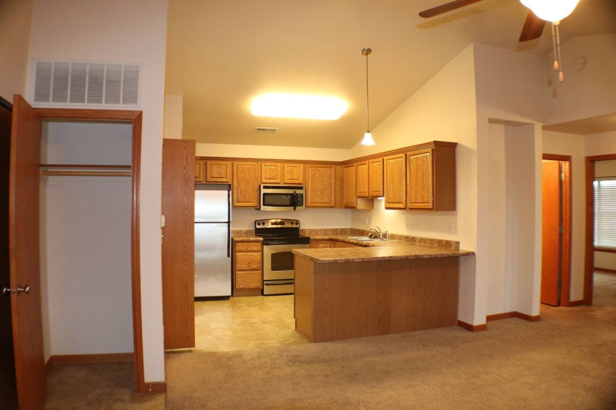 Apartment for rent at 545 Pond View Dr, North Liberty, IA 52317