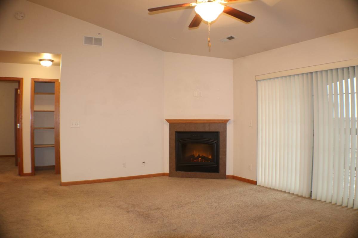 Apartment for rent at 545 Pond View Dr, North Liberty, IA 52317