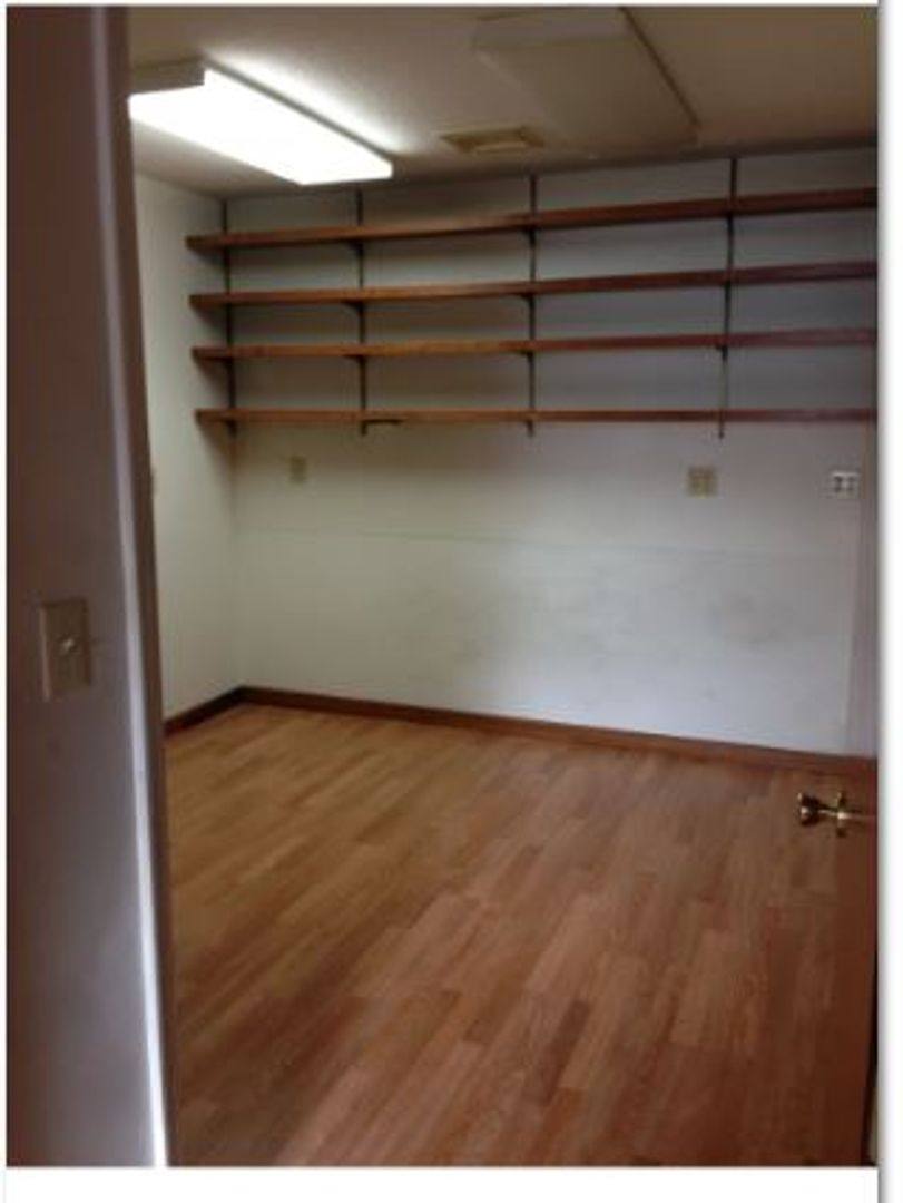 Apartment for rent at 1175 Mount Vernon Rd, Newark, OH 43055