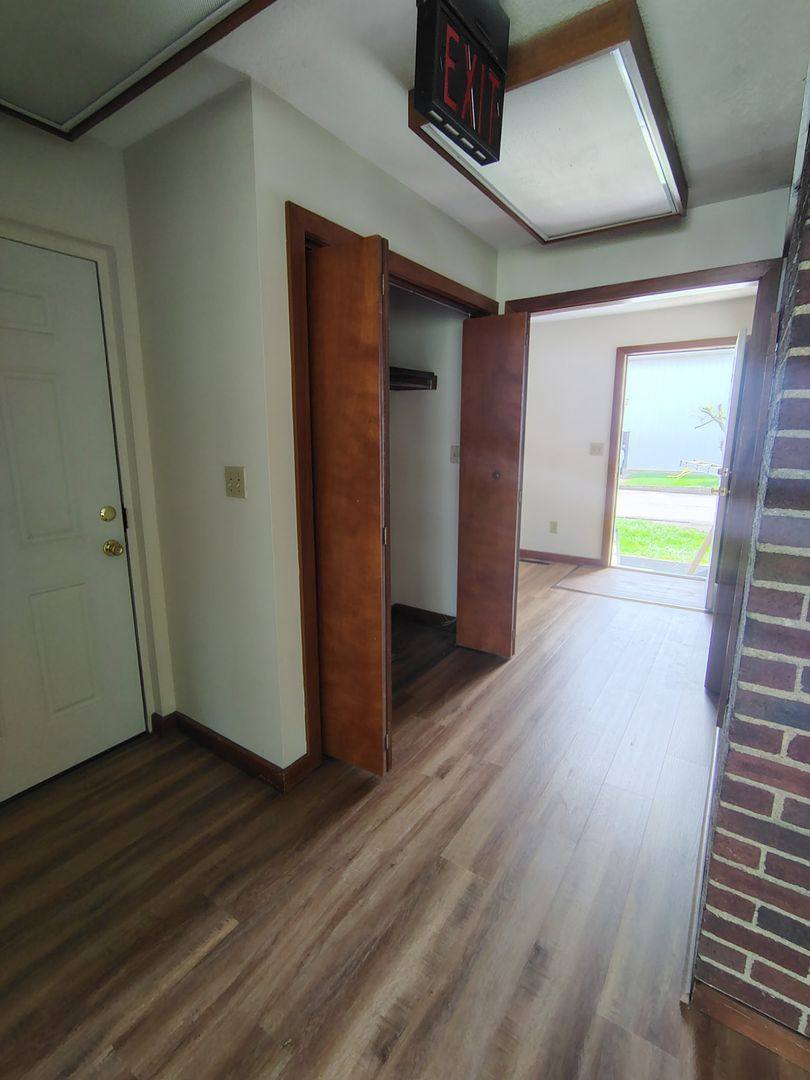 Apartment for rent at 1175 Mount Vernon Rd, Newark, OH 43055