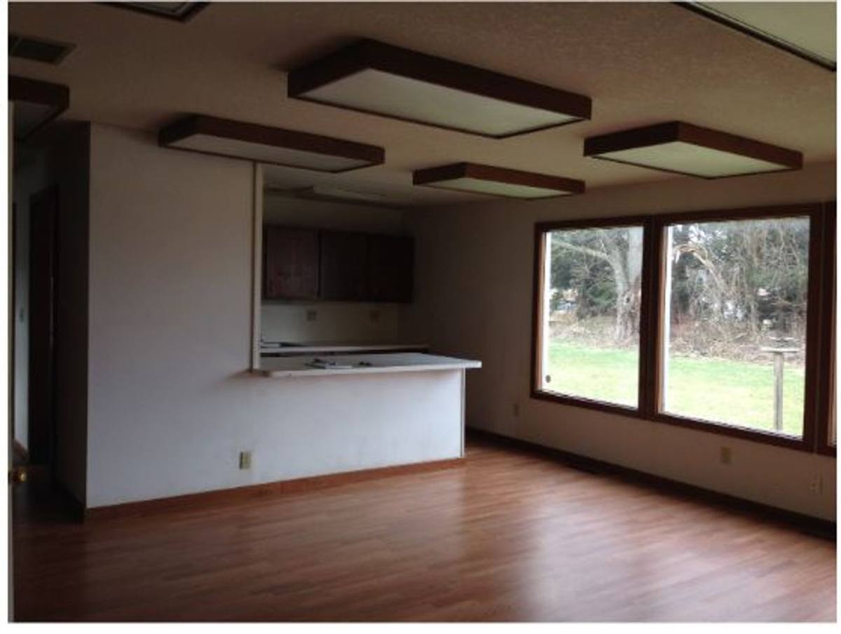 Apartment for rent at 1175 Mount Vernon Rd, Newark, OH 43055