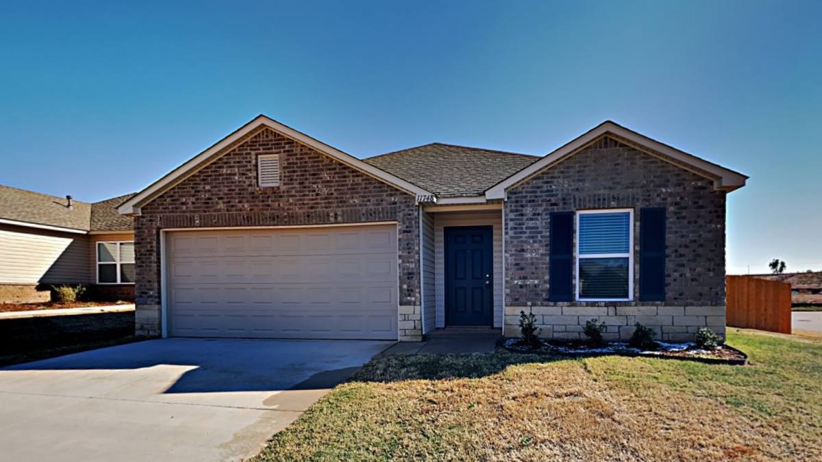 House for rent at 11748 NW 99th Terrace, Yukon, OK 73099