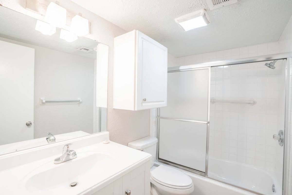 Apartment for rent at 3257 S Hudson Ave, Tulsa, OK 74135