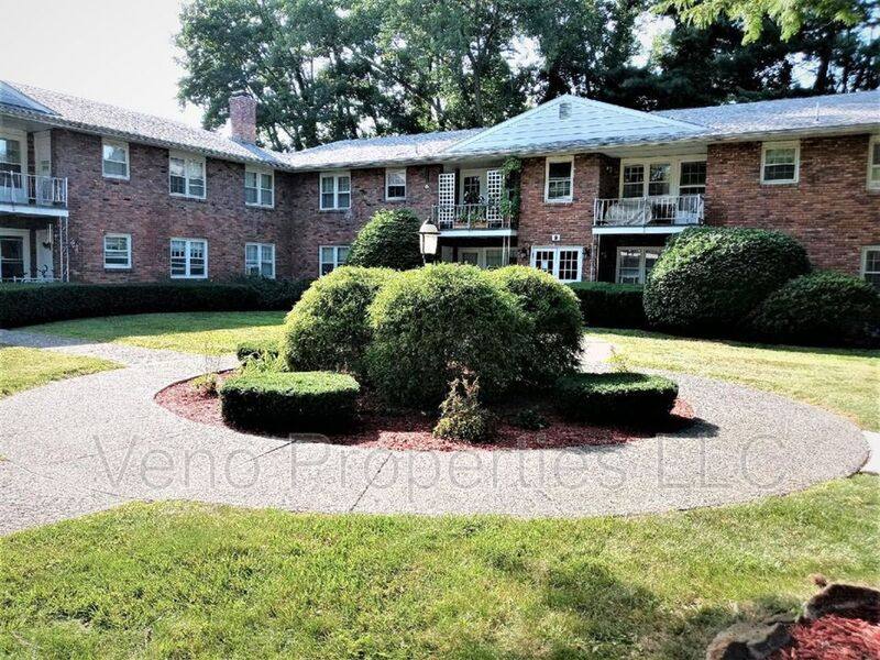 Apartment for rent at 9 11 13 Village Dr #21, Delmar, NY 12054