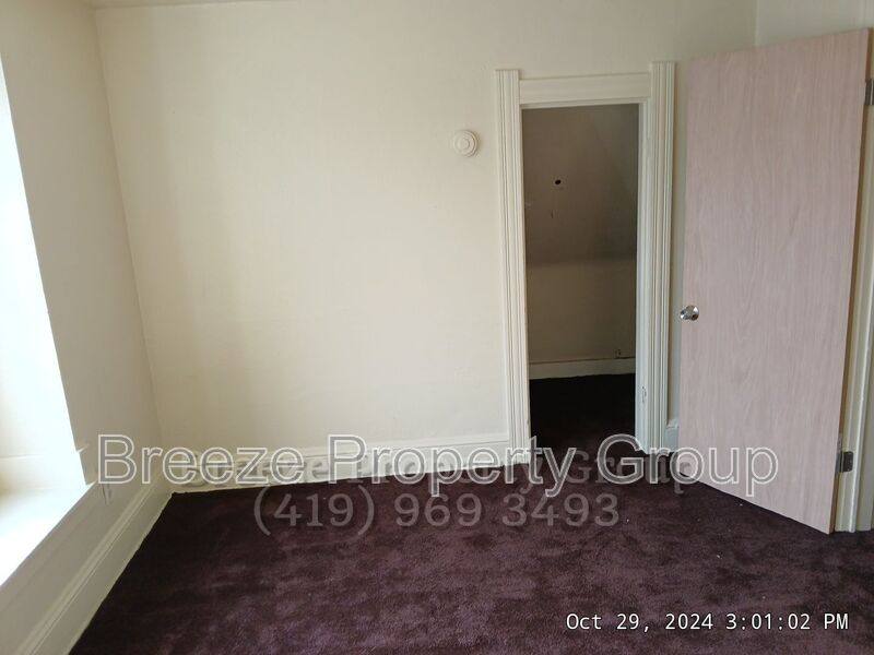House for rent at 244 Knower St, Toledo, OH 43609