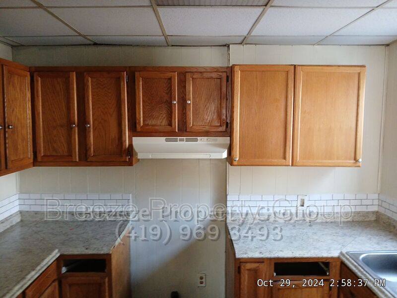 House for rent at 244 Knower St, Toledo, OH 43609