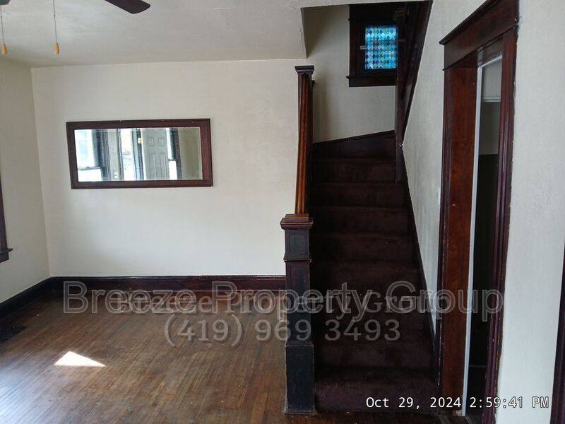 House for rent at 244 Knower St, Toledo, OH 43609
