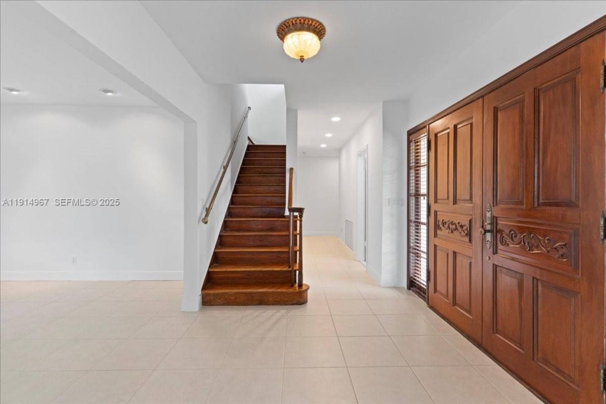 House for rent at 1961 NE 188th St, Miami, FL 33179