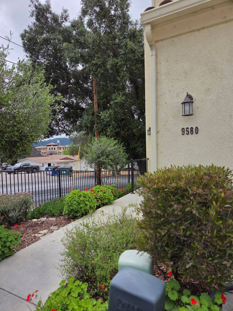 House for rent at 9580 Casa Bella Court, Atascadero, CA 93422